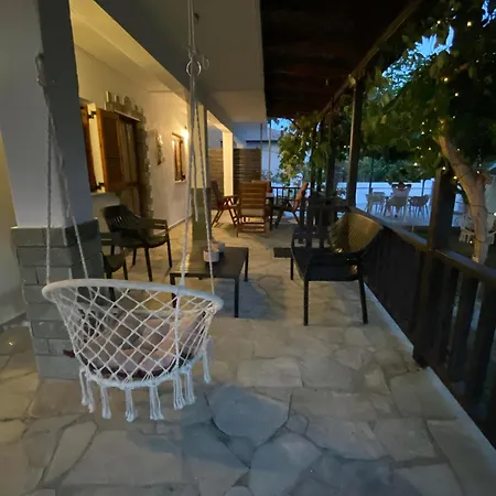 Elsa's Poem בית נופש Paralía